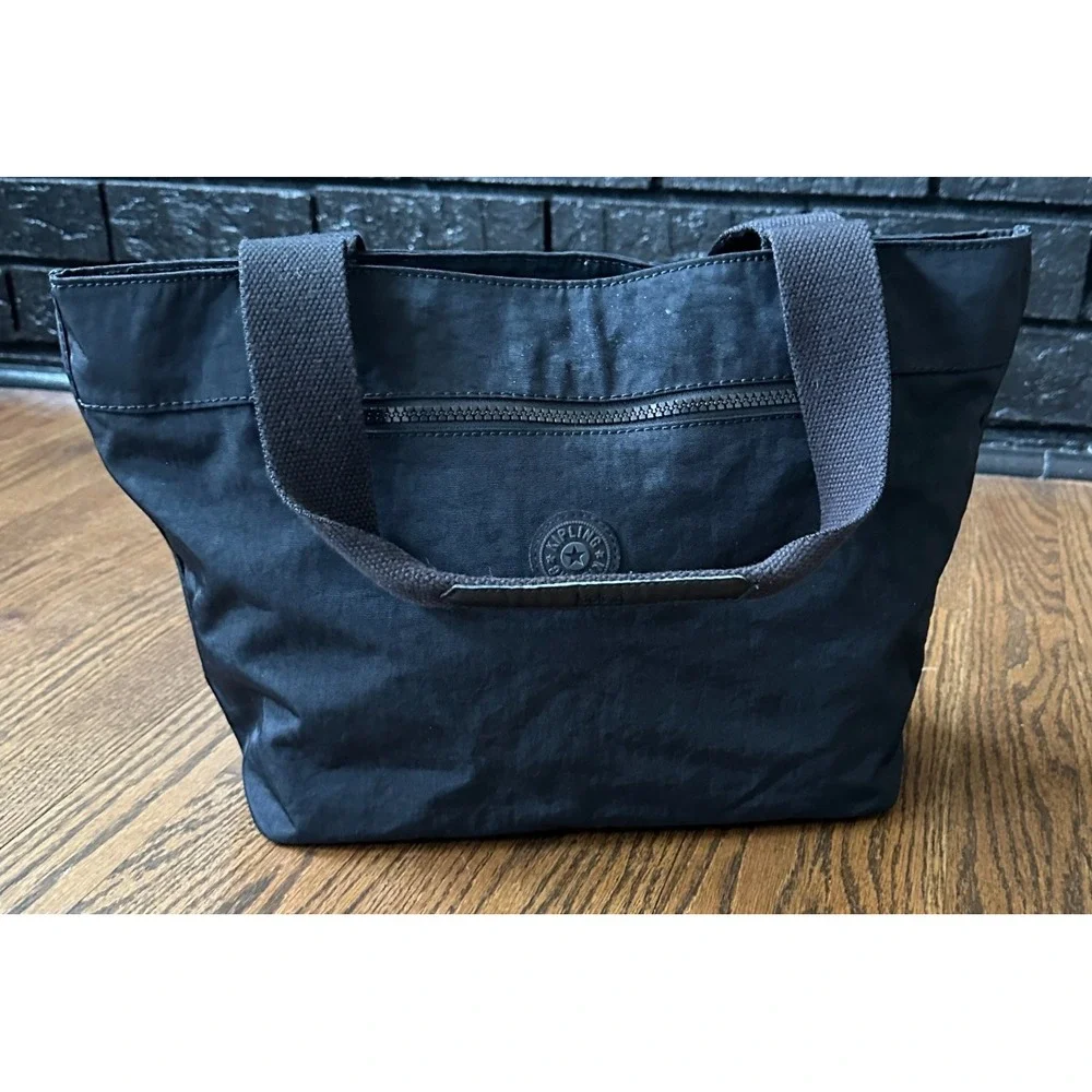Kipling Jerimiah Tote Bag Black Nylon Zip Closure Travel Purse Medium